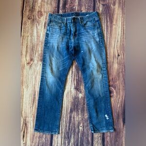 Lucky Brand Men's 410 Athletic Fit Straight Blue Denim Jeans Size: 34W x 30L